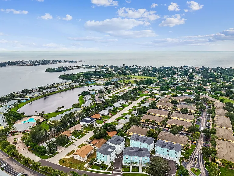 3826 Pompano Dr SE — Photo 104