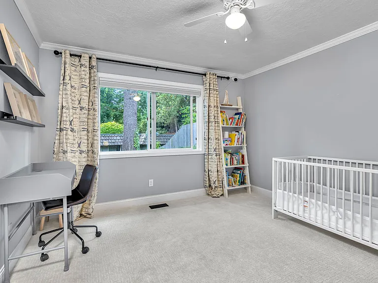 16933 Greentree Ave — Photo 22
