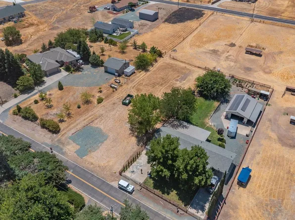 4475 Cheyenne Dr, Ione, CA 95640