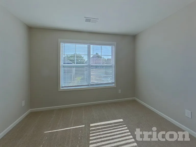 926 Dawsons Park Way — Photo 7