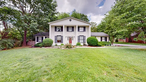 706 Wilson Pike Photo 1