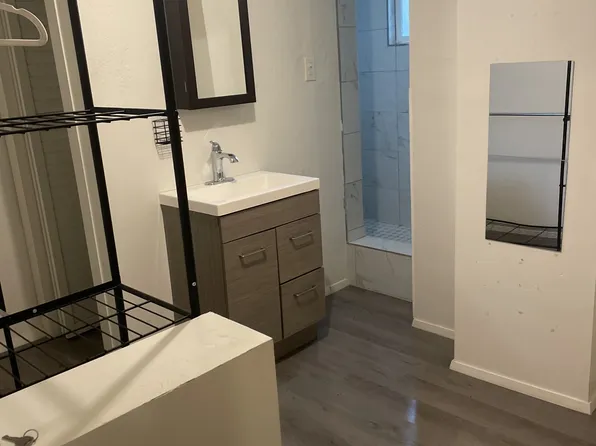 547 Gayley Ave #18, Los Angeles, CA 90024