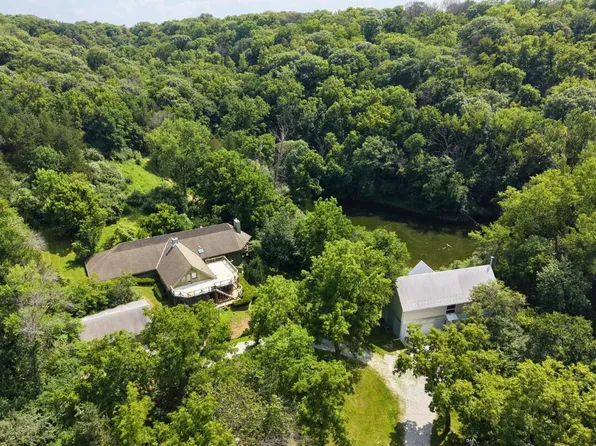 20468 Allis Rd, Pacific Junction, IA 51561