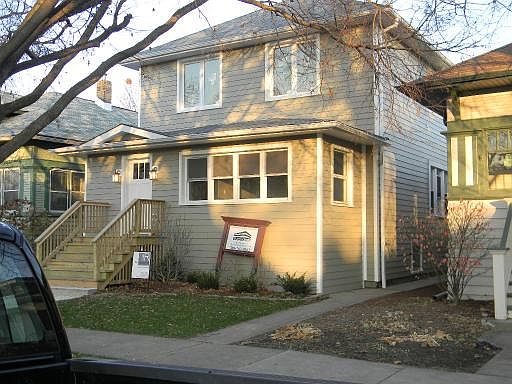 1st image of 744 N Hayes Ave