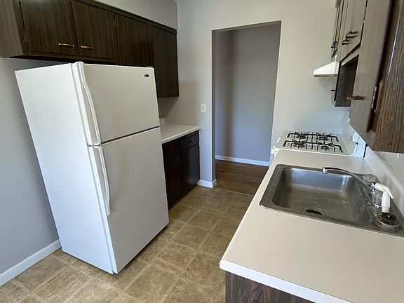 5th image of 60 N Main St APT F-3