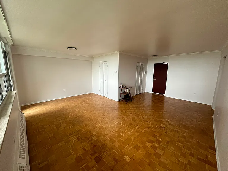 360 Ridelle Ave #507 — Photo 2