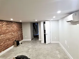 Rented by The Hamilton Group