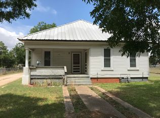 625 State School Rd, Gatesville, TX 76528