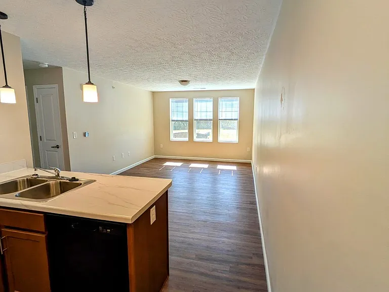 1141 Edwards Rd #2 — Photo 8