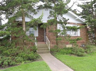 1605 Oklahoma Ave, Mattoon, IL 61938