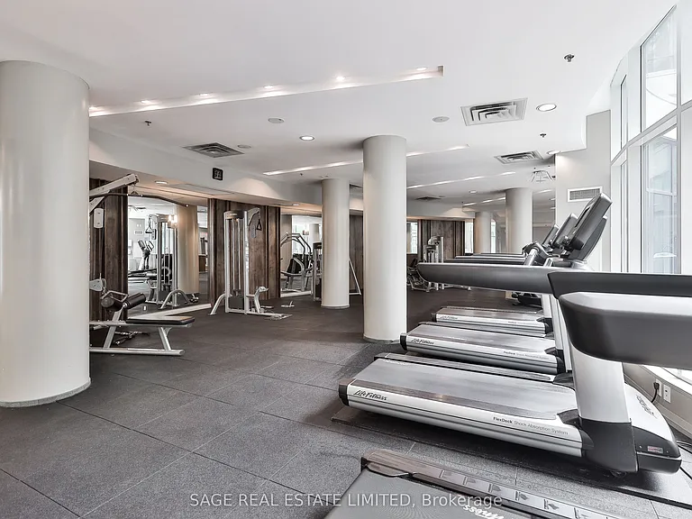 16 Yonge St #2711 — Photo 37