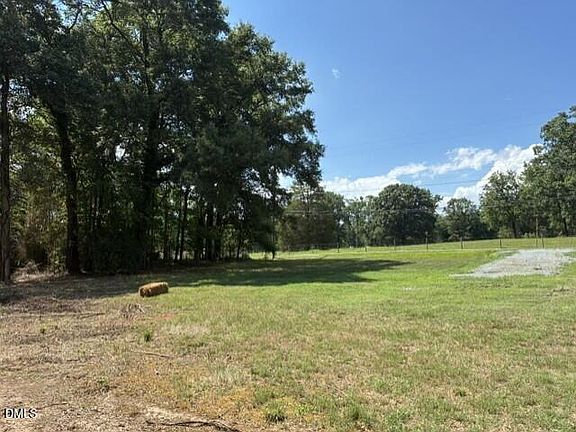 5th image of 211 Colonial Ave Lot 1