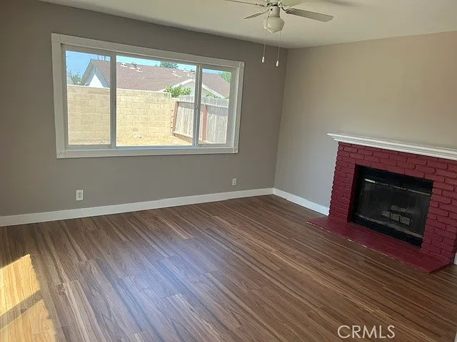 243 N Pageant St — Photo 2