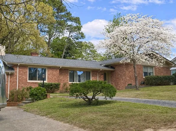 6306 Greyfield Rd, Fayetteville, NC 28303