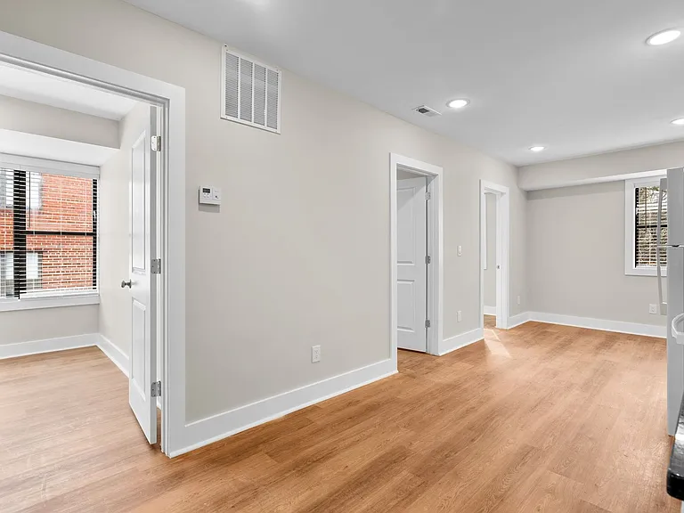 5811 Field Pl NE — Photo 18