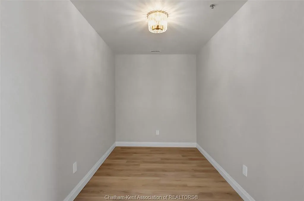 1 bed, 866 sqft, $2,078 — Photo 4