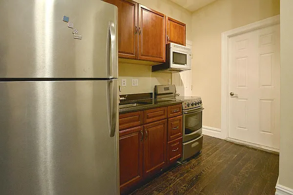 Rented by ADAR 2000 INC | media 15