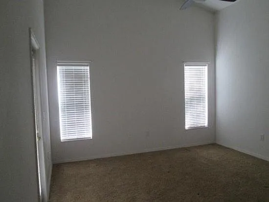 3247 Alling Ct — Photo 2
