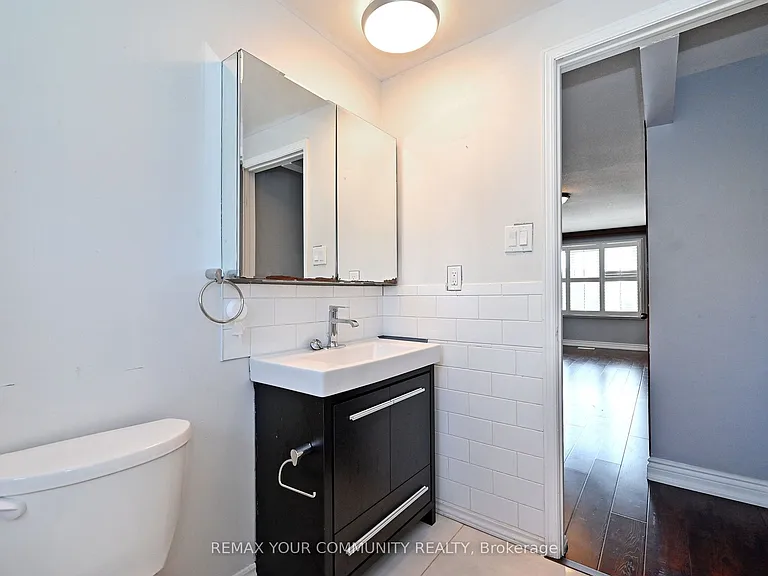 35 Dakin Dr — Photo 36