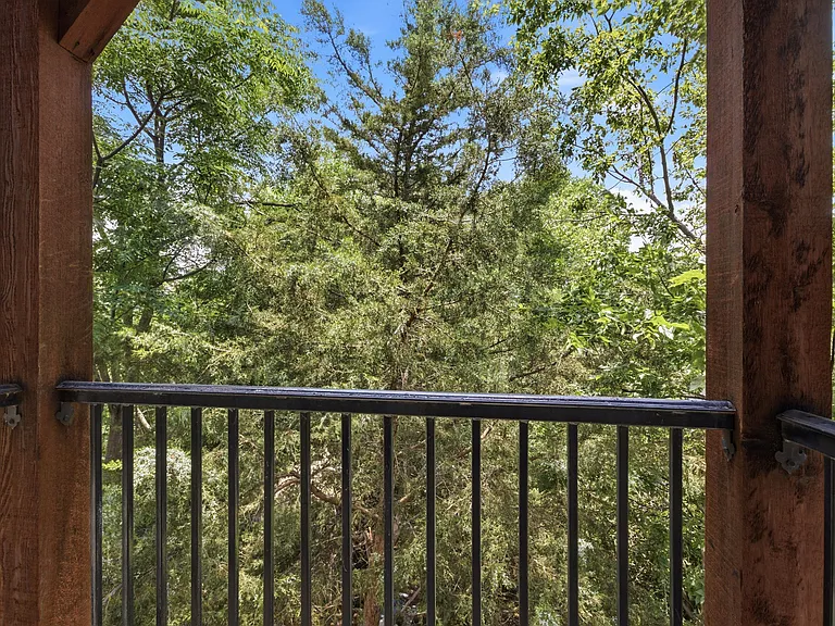 1715 Lewis Ct — Photo 28