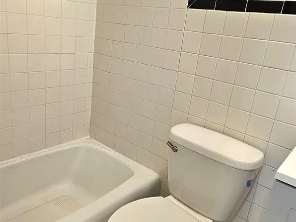 327 Jackson Street image 28 of 47