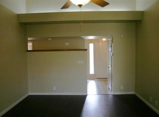 6557 N Tracy Ave, Fresno, CA 93722