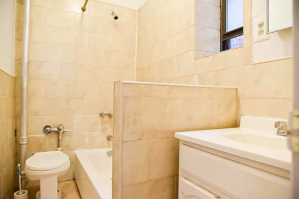 Rented by ERN Flats | media 25