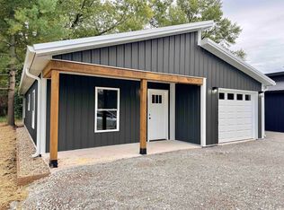 579 NW 3rd St, Linton, IN