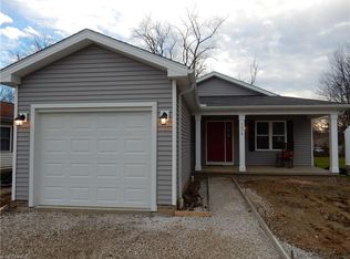 1075 Lloyd Ave, Aurora, OH 44202