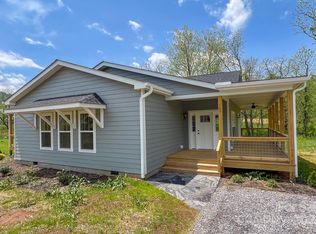 133 Ridge View Dr #20, Clyde, NC 28721