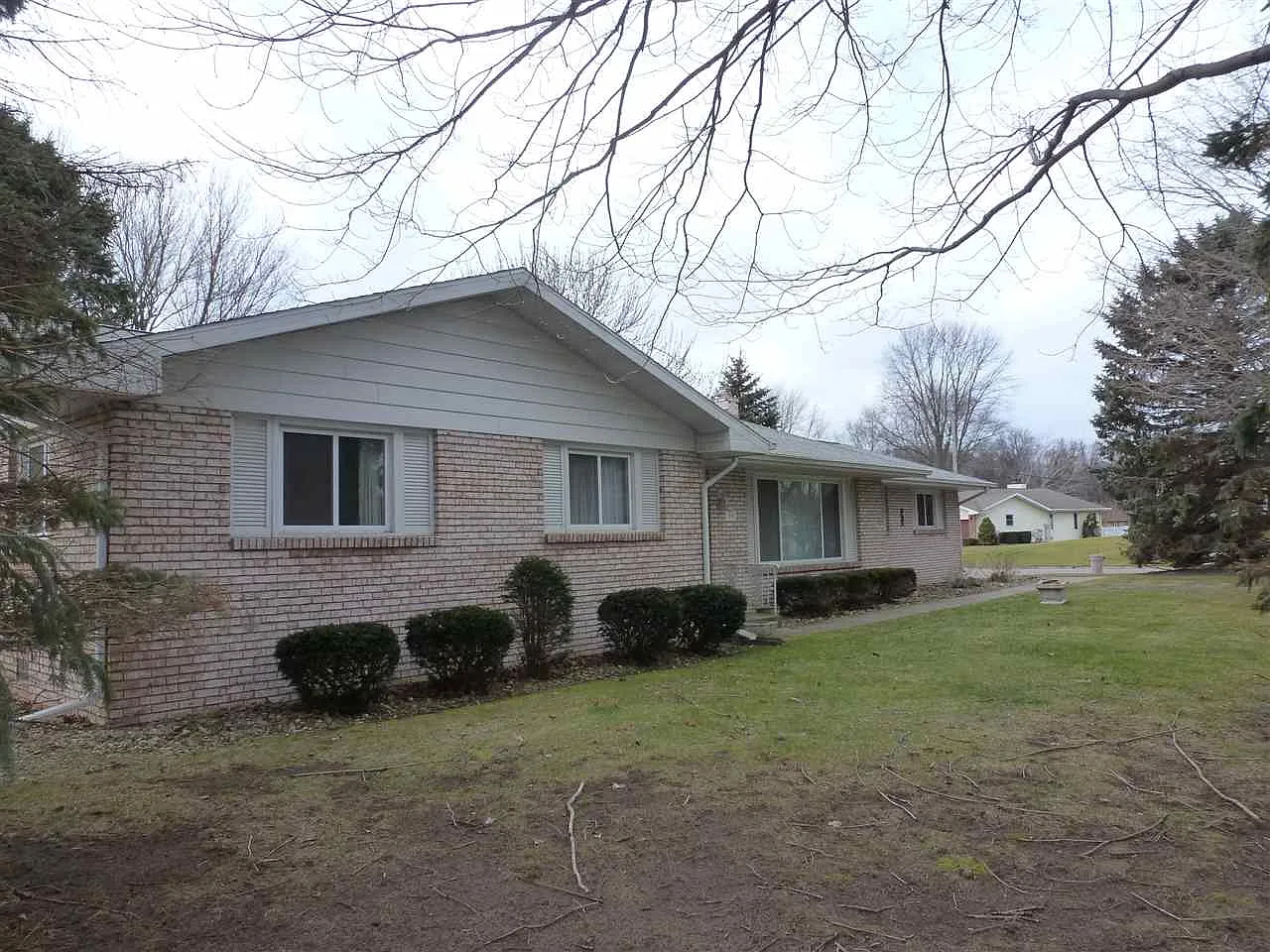 12588 Glen Oak Ln E photo 1