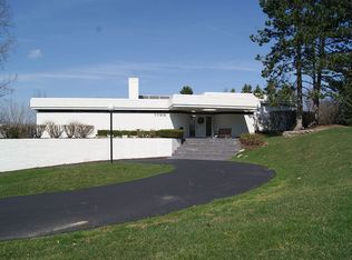 1722 Long Lake Shore Dr, Bloomfield Hills, MI