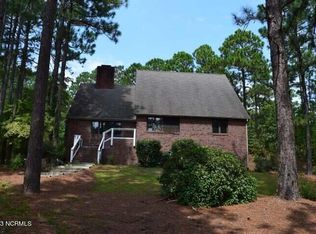 113 Oxford Ct, West End, NC 27376