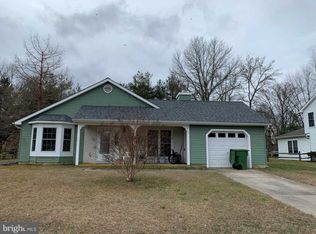 32 Longhurst Rd, Marlton, NJ 08053