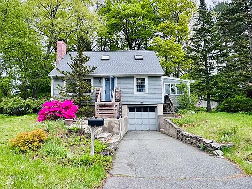 18 Lariviere Rd Photo 1