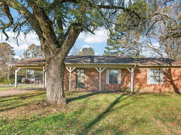 11 Meadowlark Dr, Cabot, AR 72023