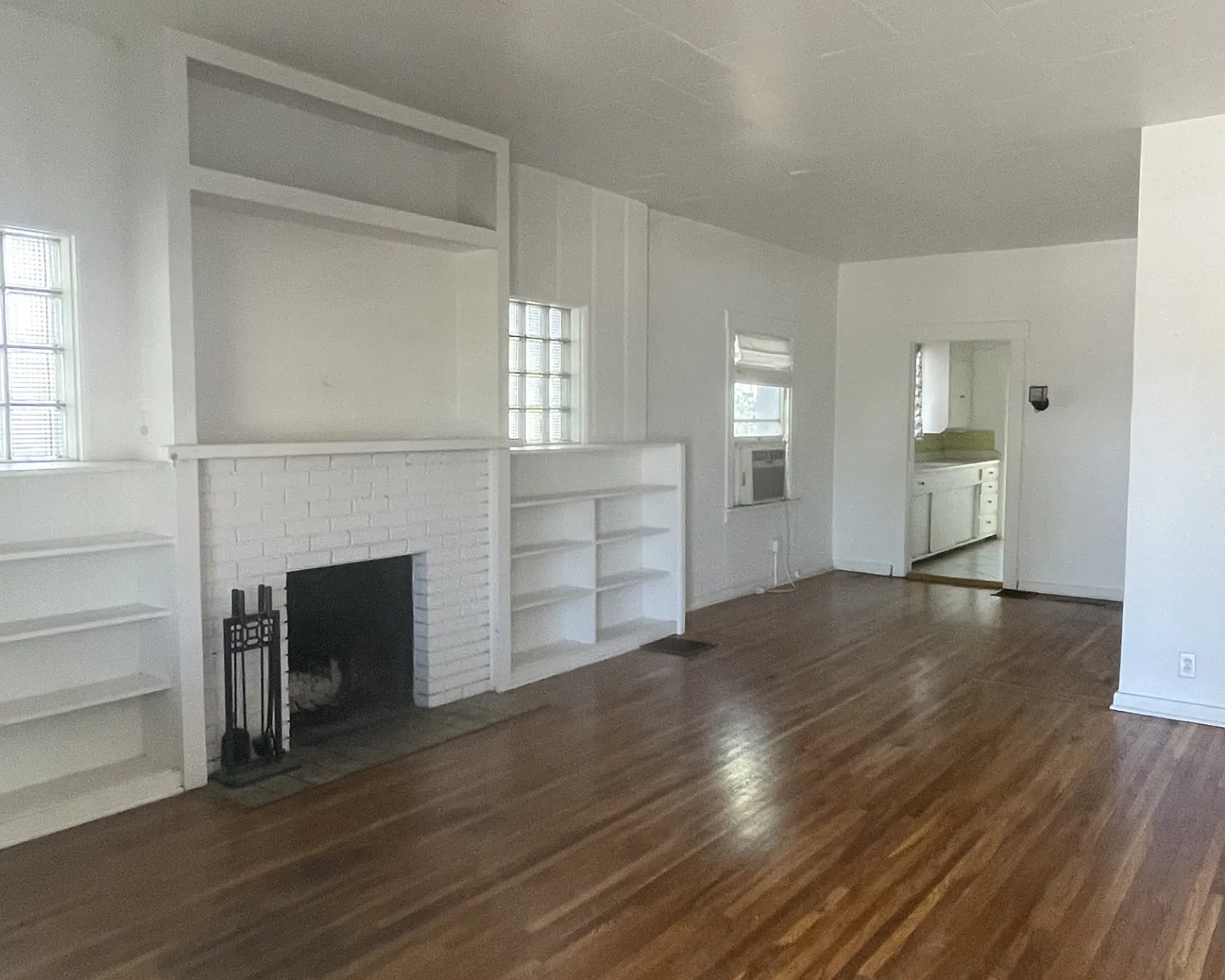 2 bed, 1198 sqft, $1,575 — Photo 1