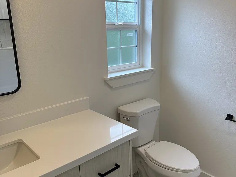 1630 Scenic Dr #C — Photo 10
