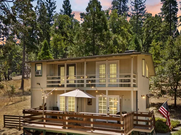 20785 Buttercup Cir, Groveland, CA 95321