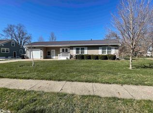 445 Grandview Ave, Ottumwa, IA 52501