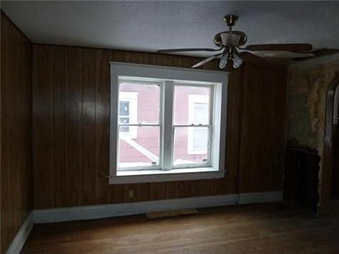 4th image of 3337 Chestnut Ave