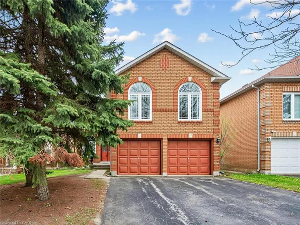 7 Luba Ave, Richmond Hill, ON L4S 1G4