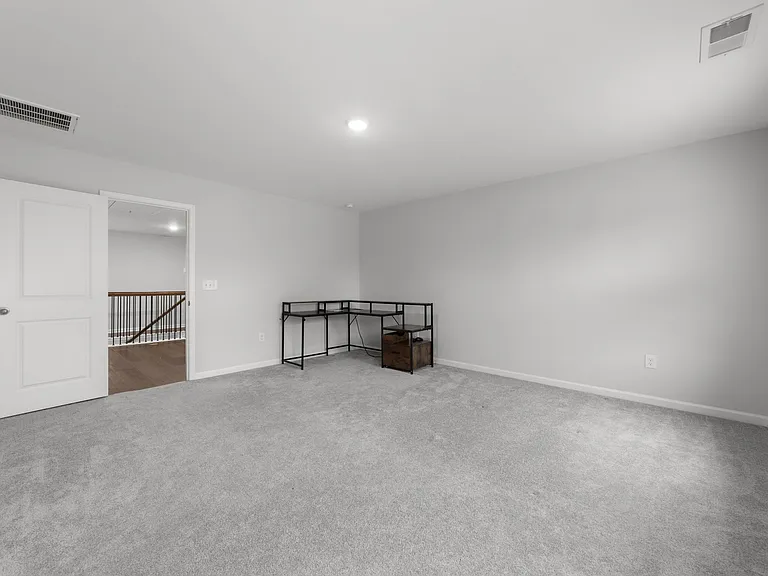 2108 Regal Dr — Photo 30