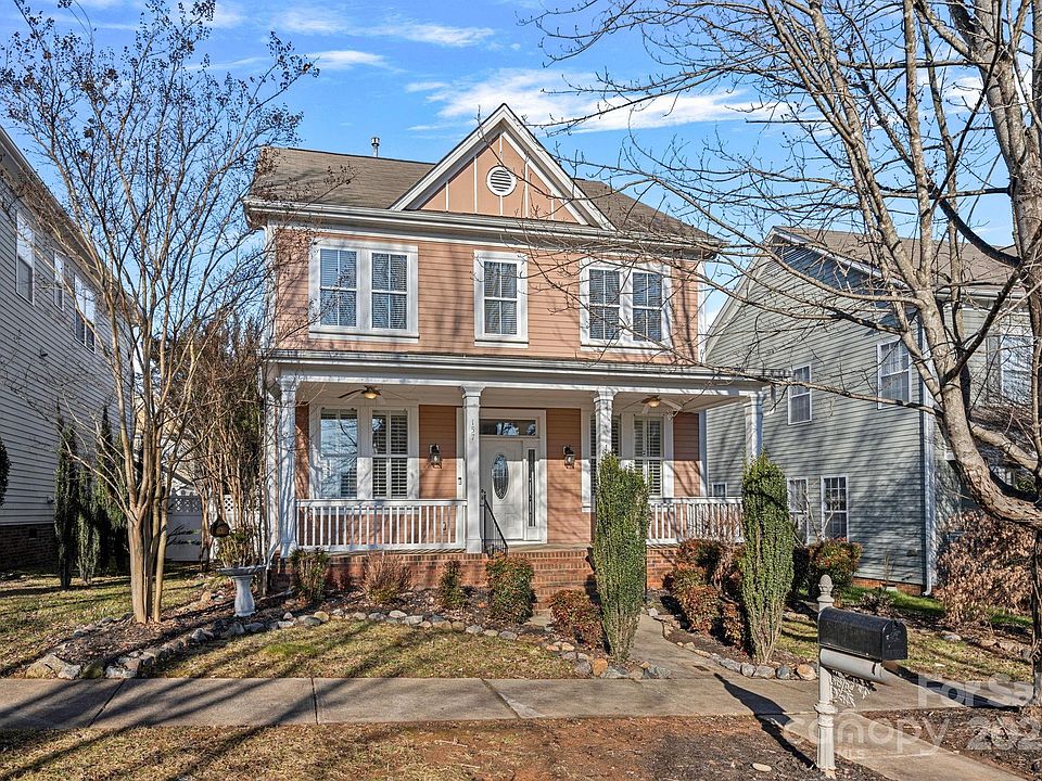 1st image of 157 Water Oak Dr