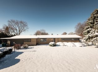 407 Farmington Ave, Joliet, IL 60435