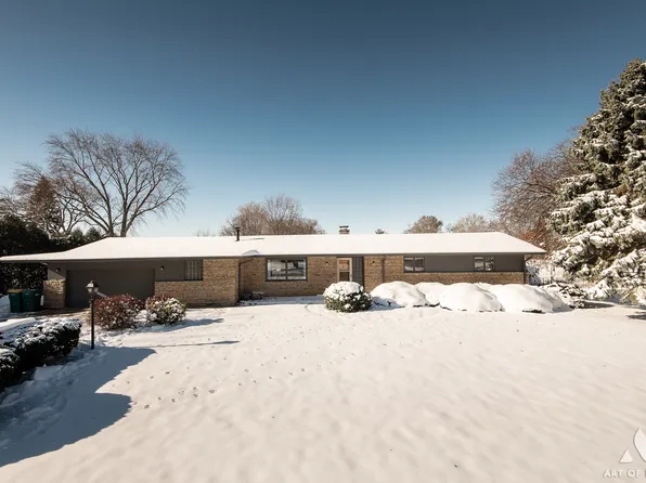 407 Farmington Ave, Joliet, IL 60435