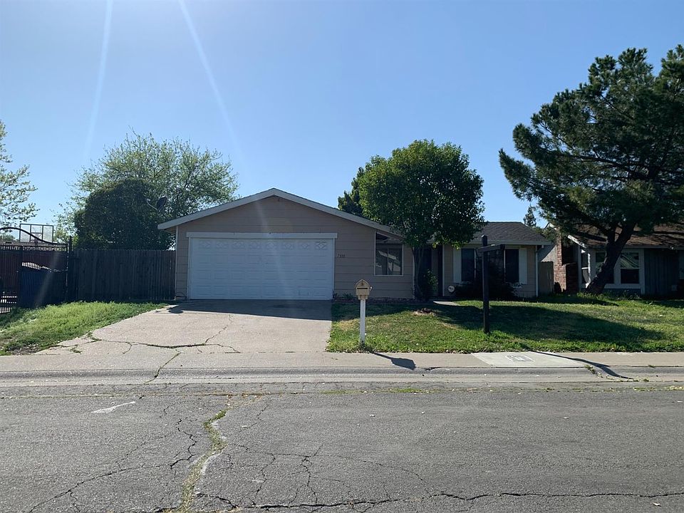2nd image of 7888 White Tail Way