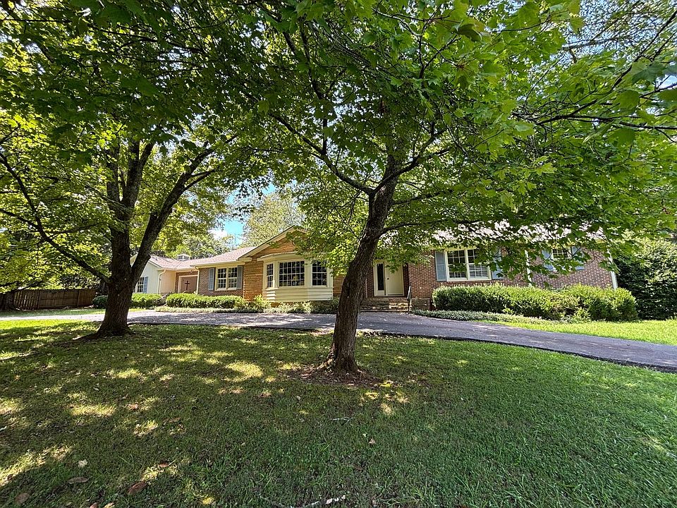 1st image of 108 Poplar Dr