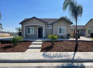 4300 Sun Orchard Dr, Bakersfield, CA 93306