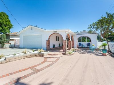 8550 Robert Ave, Sun Valley, CA, 91352